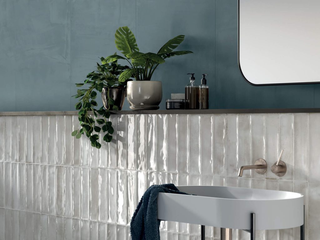 Living – White